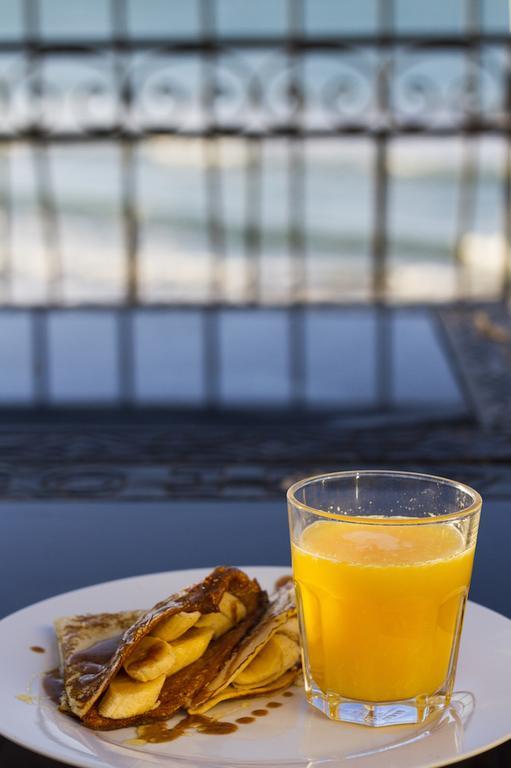 Dfrost Almugar Surf And Yoga Hostel Taghazout Exterior photo