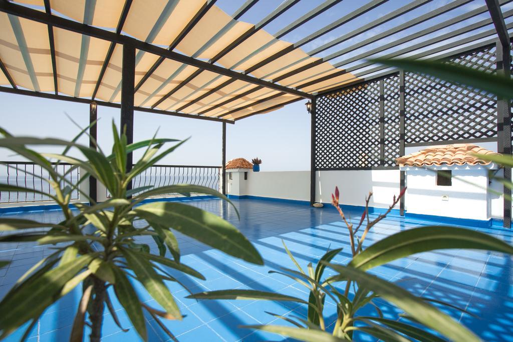 Dfrost Almugar Surf And Yoga Hostel Taghazout Exterior photo